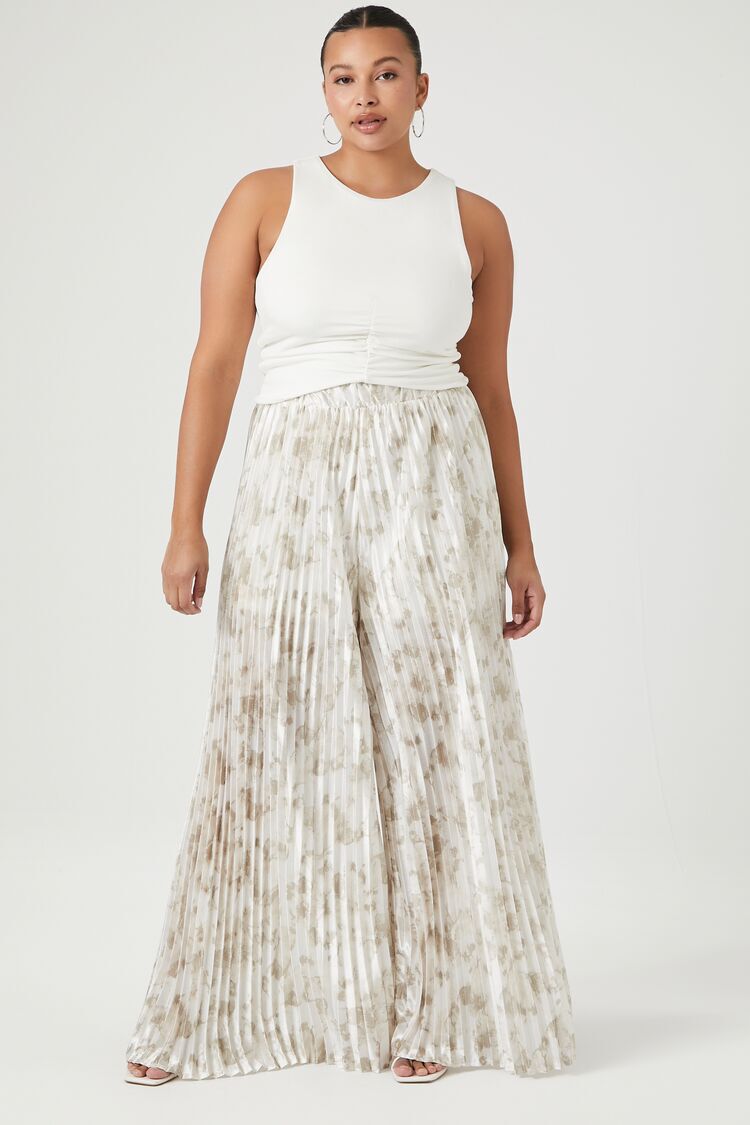 Forever 21 Pleated Trousers Apparel - Buy Forever 21 Pleated Trousers  Apparel online in India