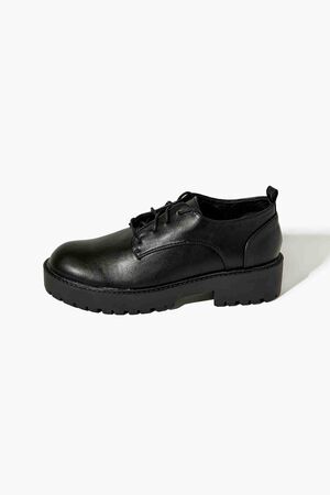 Forever 21 Faux Leather Platform Oxfords  Shoes with leggings, Oxford shoes  outfit, Women shoes