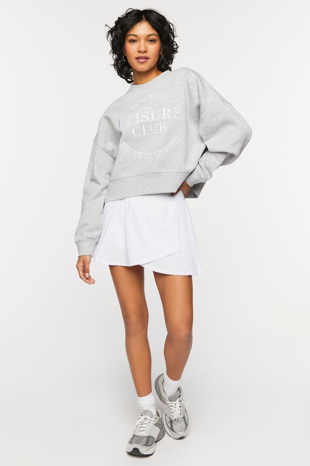 Montreal Leisure Club Embroidered Pullover