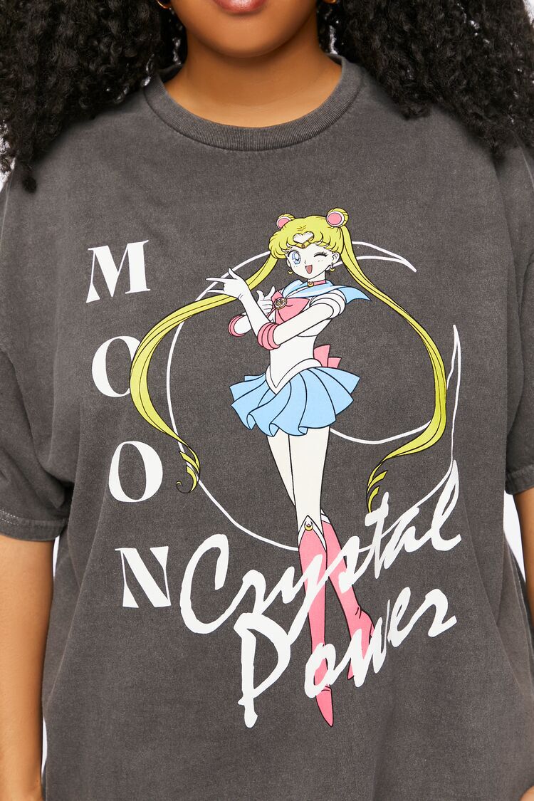 Plus Size Sailor Moon Graphic Tee
