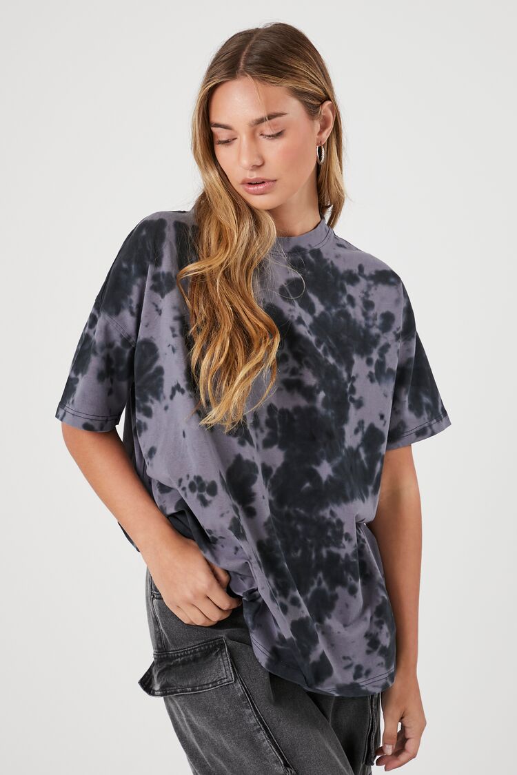 Oversized tie-dye t-shirt