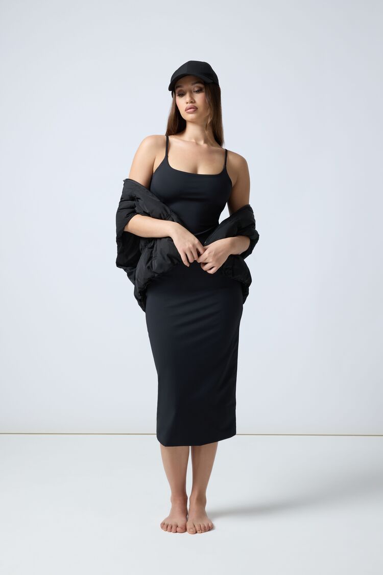 Contour Sculpt Midi Dress